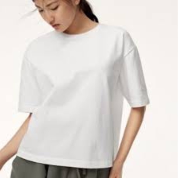 The Group by Babaton Gloria T-shirt Burgundy Size S - Picture 3 of 3